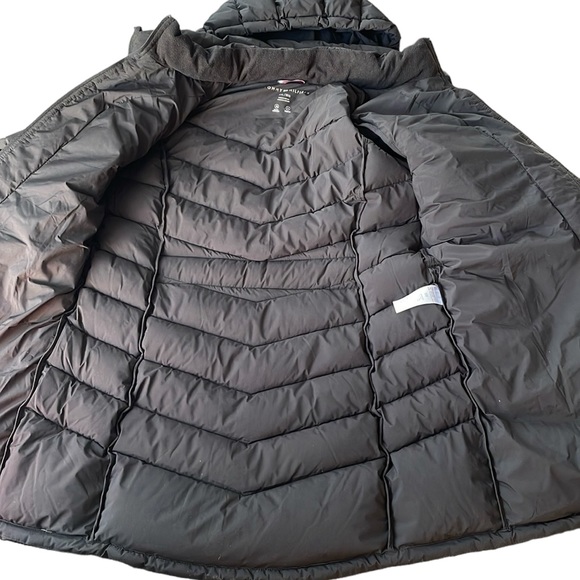 Tommy Hilfiger - Belted Puffer Winter Jacket - Picture 5 of 8